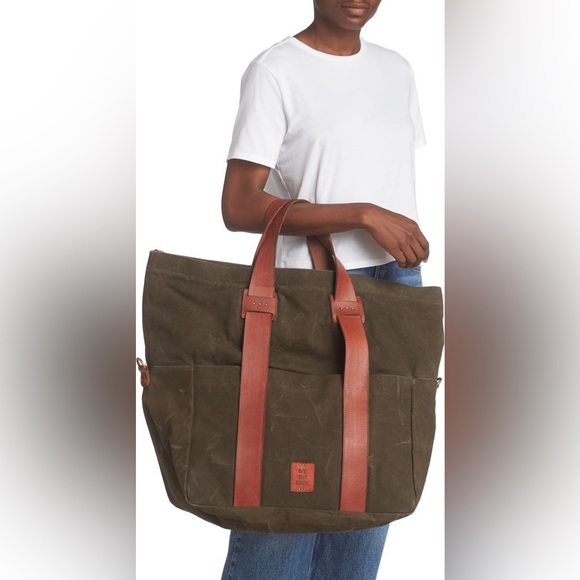 New We The Free Long Weekend Bag!!🔥🔥🔥 - Picture 6 of 16